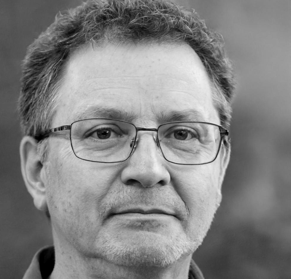 Дмитрий Петров